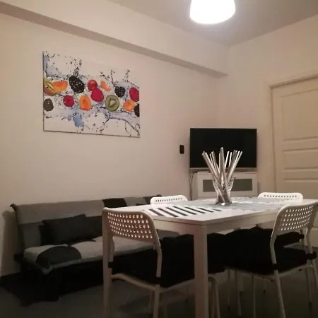 Feriehus Mare E Monti2 *